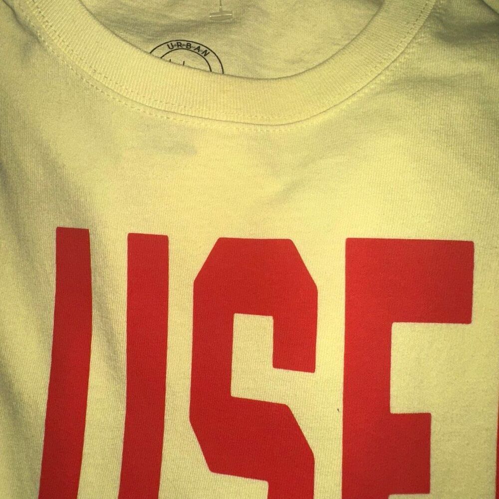 Urban Outfitters UO I Used To Care Oversized Graphic T Shirt Yellow M/L NEW - Picture 7 of 7